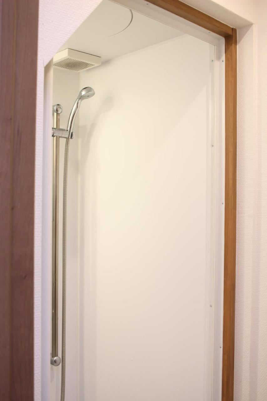 Hostel Kura Tokyo Esterno foto