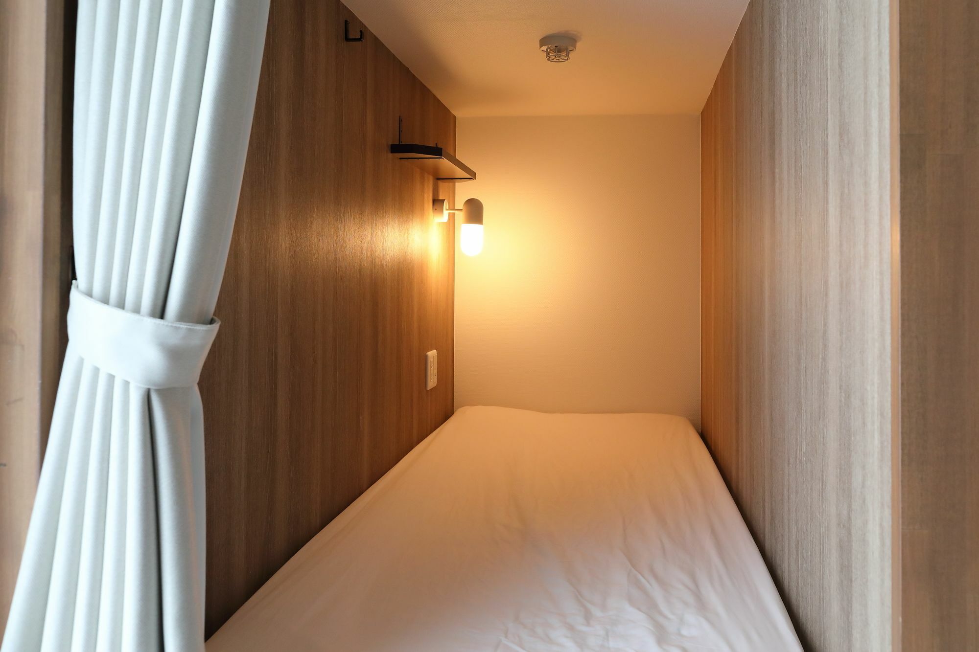 Hostel Kura Tokyo Esterno foto